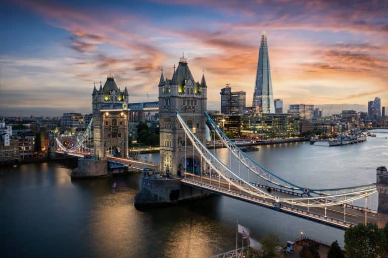 UK card payments top £1 trillion in 2024
